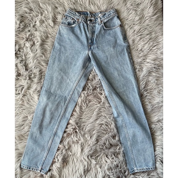 Vintage Levi’s 550 Ribcage Waist Jeans - Picture 3 of 14